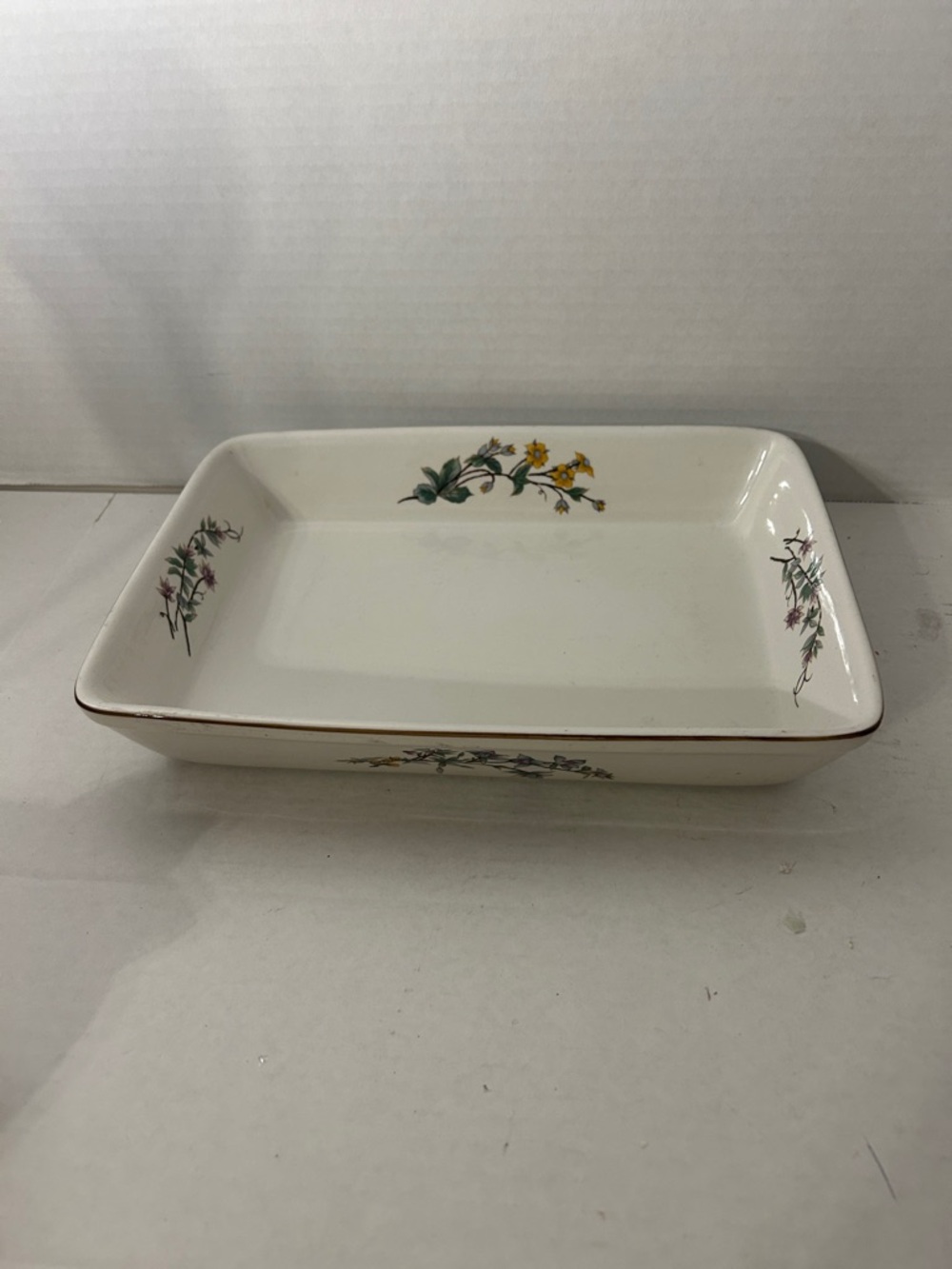 White Floral Ceramic Serving Dish with Gold Trim 12X9